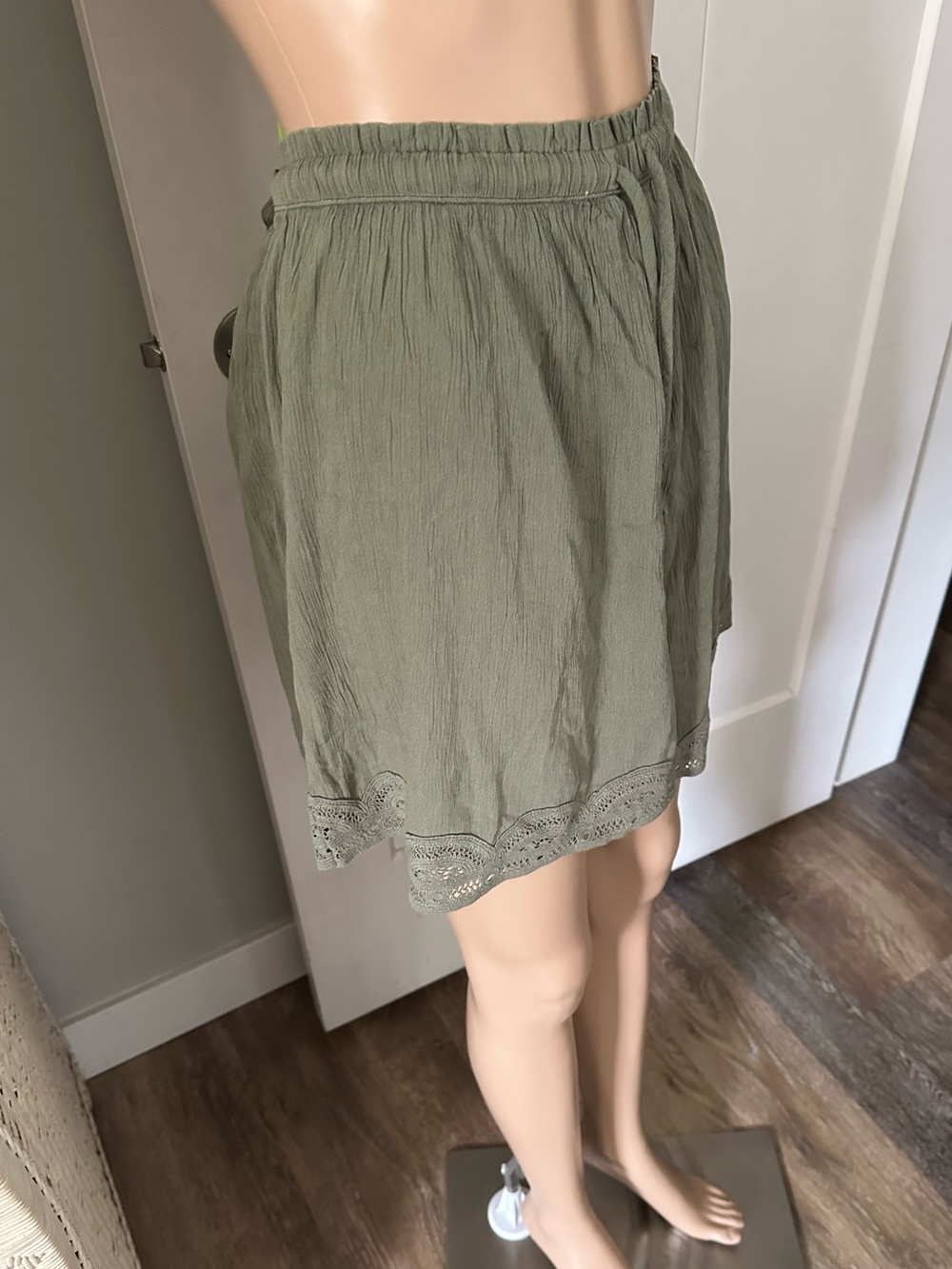 Aerie Shorts - Picture 4 of 7